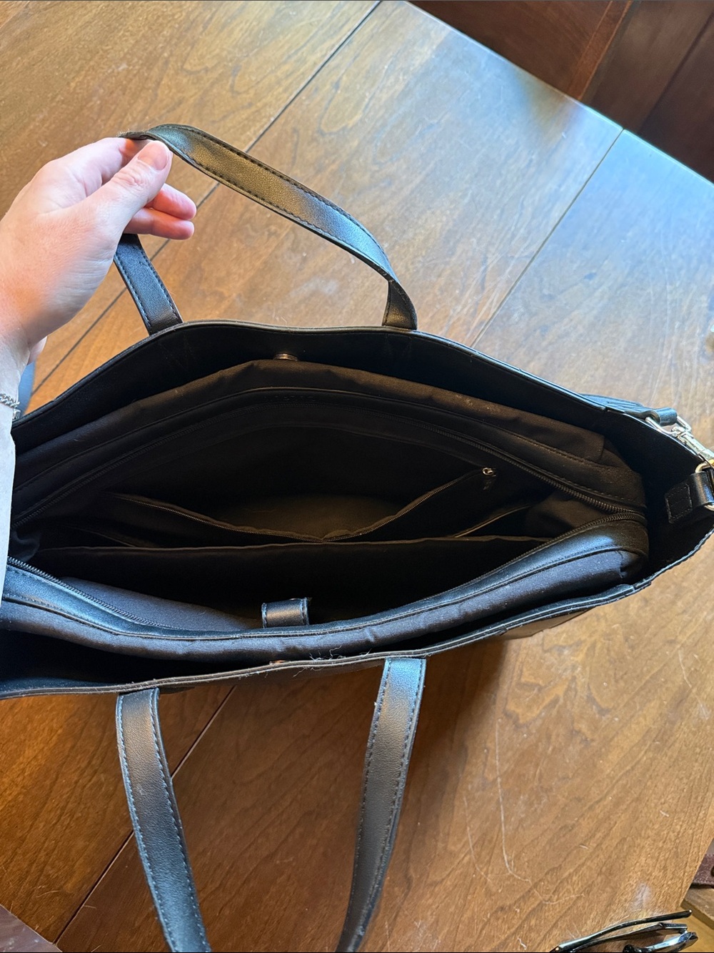 Calpak Haven 16" Laptop Tote Bag in Black - Picture 4 of 5